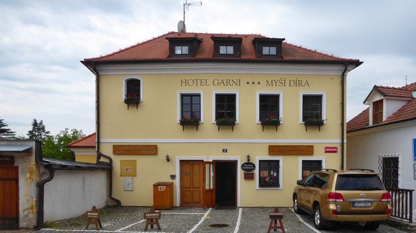 Hotel garni MYŠÍ DÍRA